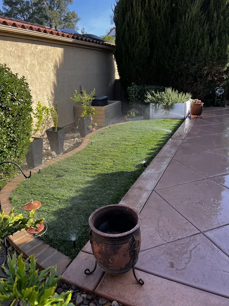 Expert lawn mowing service near you in Canyon Lake, CA by Cardinal Landscape
