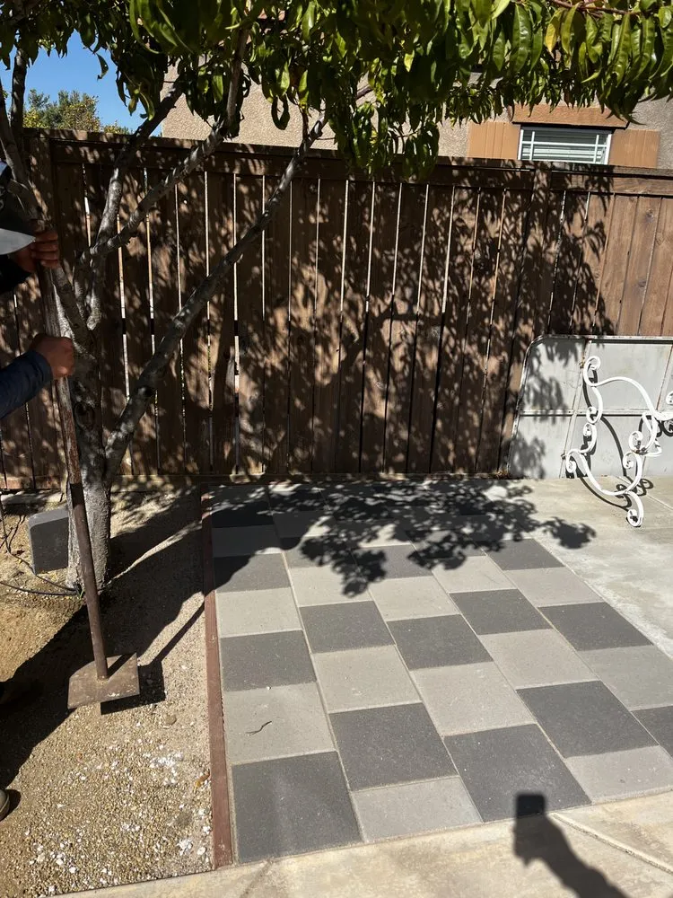 Custom yard cleanup service in Canyon Lake, CA - Cardinal Landscape