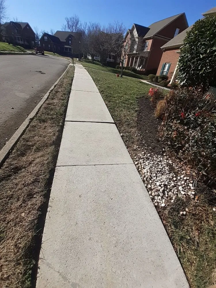 Reliable garden landscaping in Knoxville, TN by Cardinal landscaping