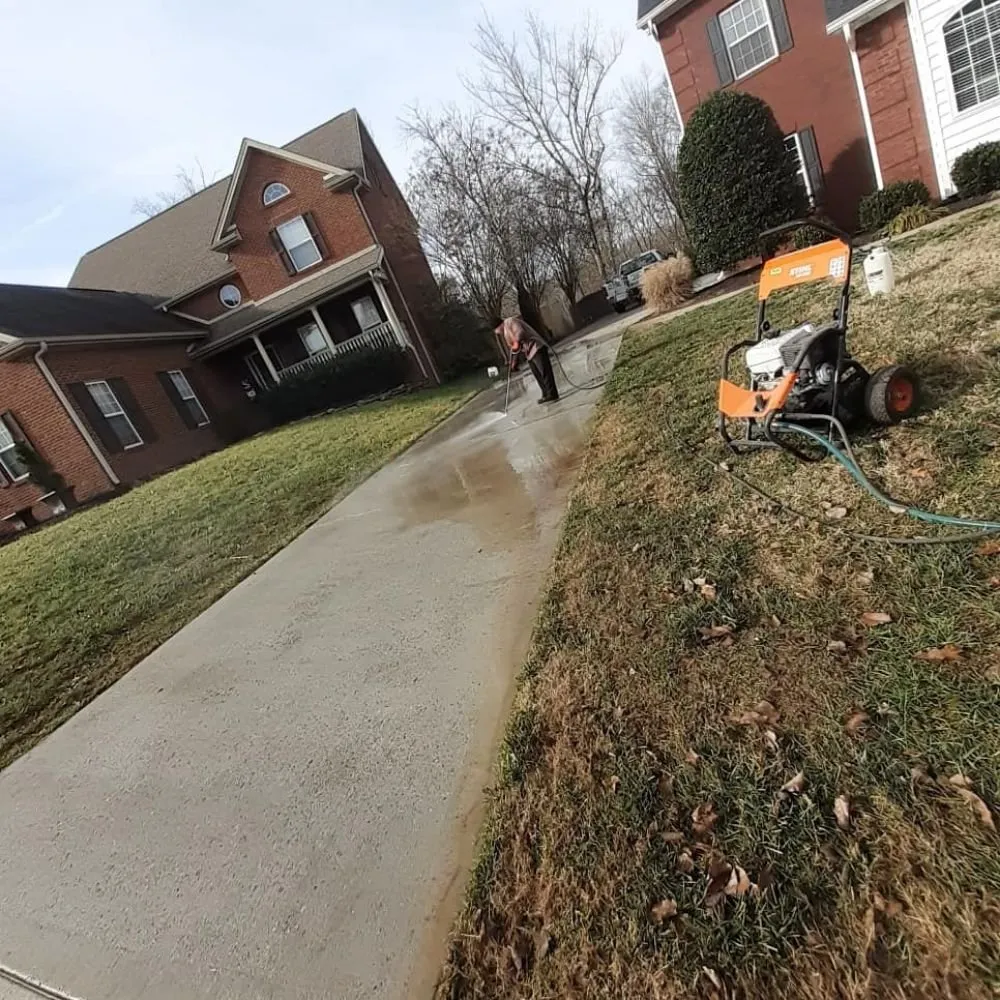 Professional garden landscaping in Knoxville, TN - Cardinal landscaping