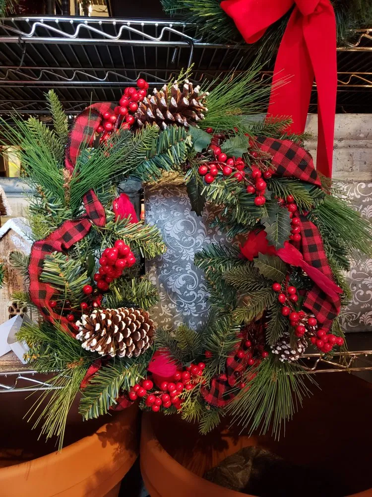 Local yard cleanup service in Springfield, NJ by Cardinal Lawn & Garden Center