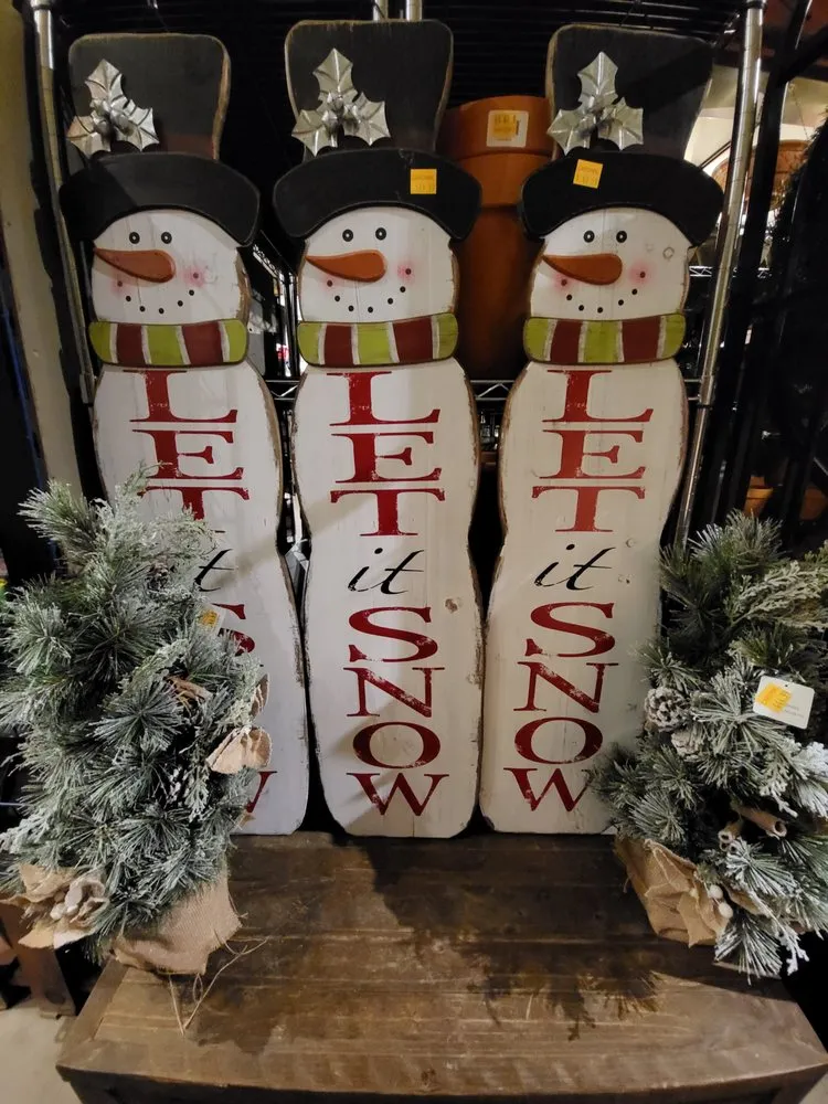 Top-rated lawn care service in Springfield, NJ - Cardinal Lawn & Garden Center