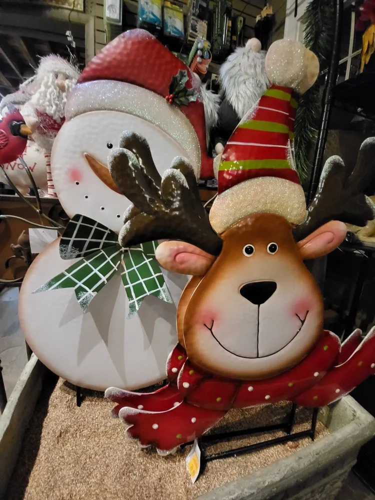 Trusted outdoor landscaping in Springfield, NJ by Cardinal Lawn & Garden Center