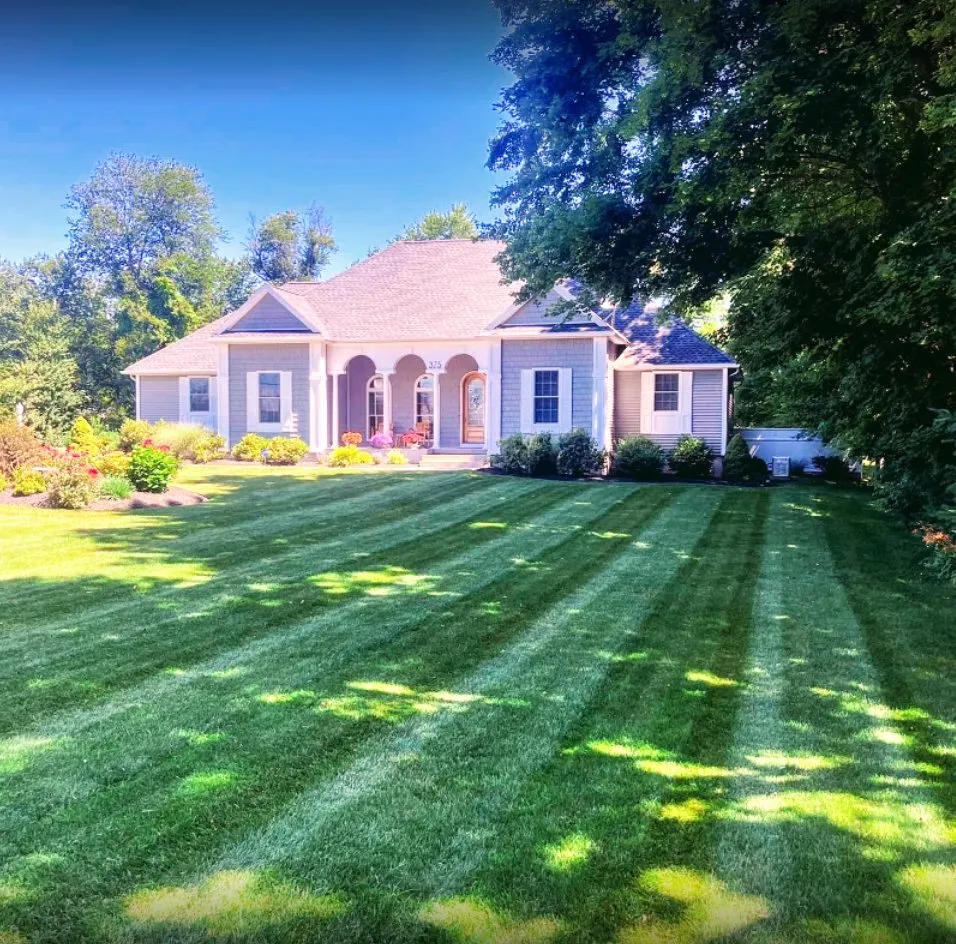 Local garden landscaping experts serving Fredericksburg, VA - Cardinal Lawn Care Services