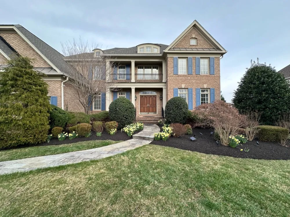 Reliable lawn mowing service in Aldie, VA by Cardinal Ridge Landscape