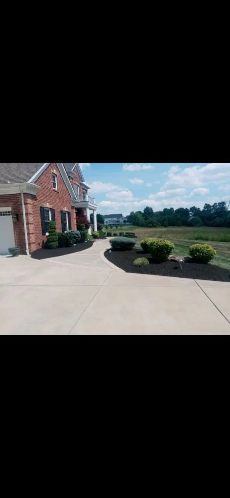 Custom landscape design experts serving Aldie, VA - Cardinal Ridge Landscape