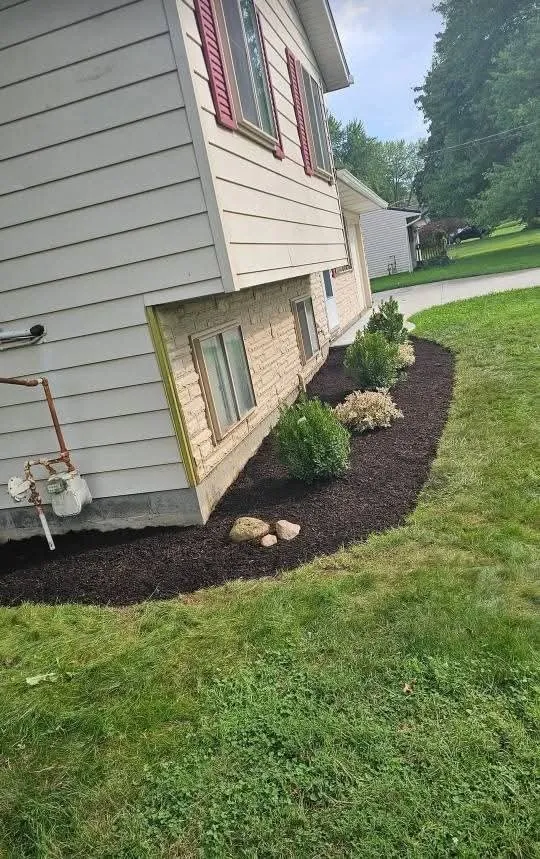 Top-rated landscape design in New Franklin, OH - Cardinal Yard Artisans