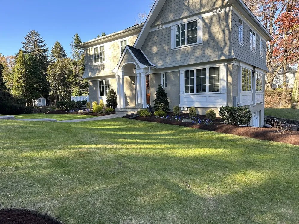 Affordable landscaping services experts serving Silver Spring, MD - Cardona Landscaping