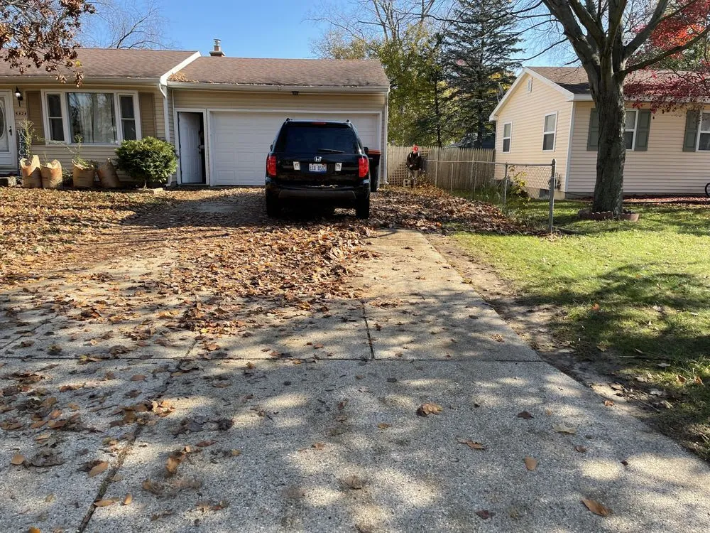 Affordable yard maintenance in Grand Rapids, MI - Cardoza Lawn Care