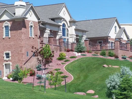 Carefree Lawn & Sprinkler