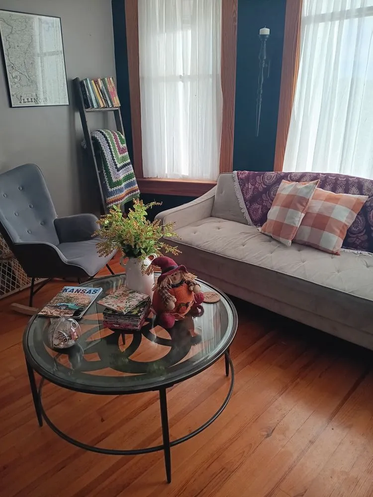 Local yard cleanup service experts serving Taylorville, IL - Careful Solutions