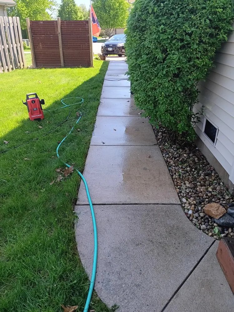 Top-rated outdoor landscaping experts serving Taylorville, IL - Careful Solutions