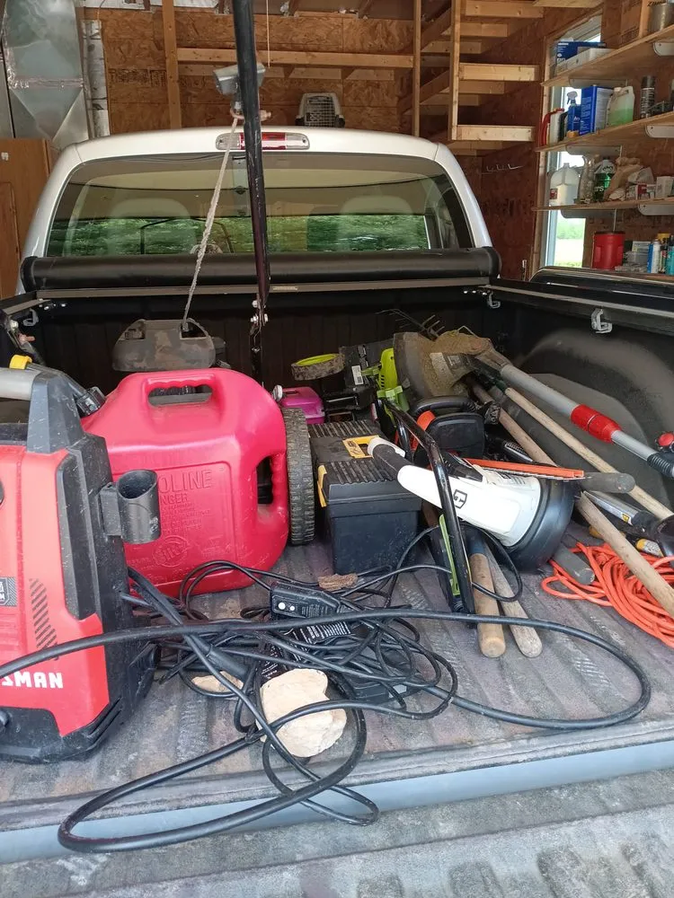 Local residential landscaping in Taylorville, IL - Careful Solutions