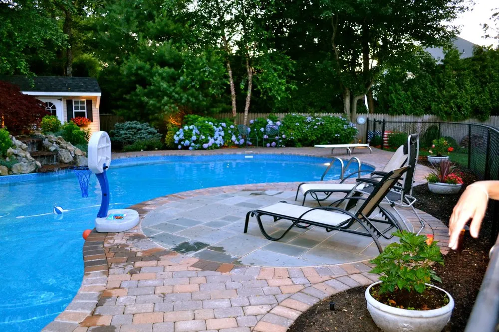 Affordable yard maintenance experts serving East Setauket, NY - Carl Bongiorno & Sons