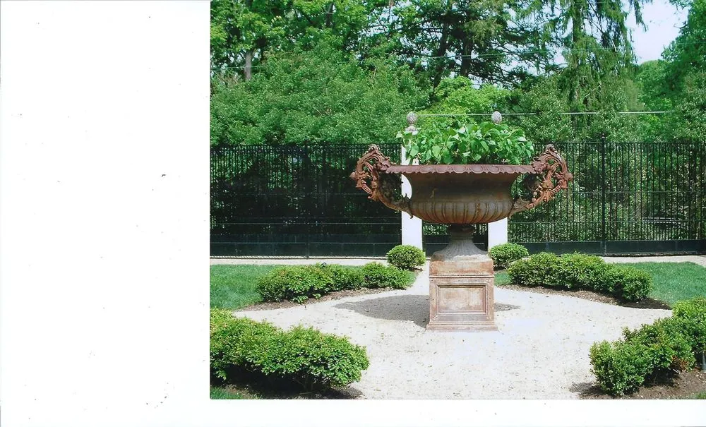 Reliable landscape installation experts serving Fisherville, KY - Carl Ray Landscape Nursery