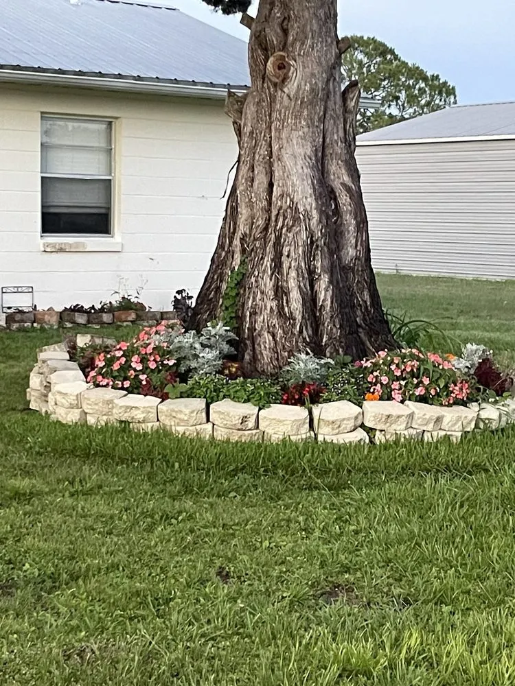 Top-rated landscape design in Lake Placid, FL - Carlini Lawn Care