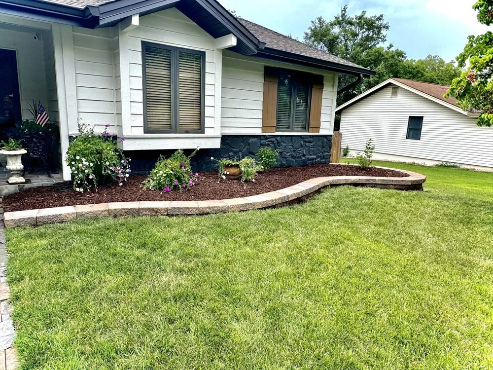 Custom garden landscaping for homes across St. Peters, MO - Carlon Landscapes