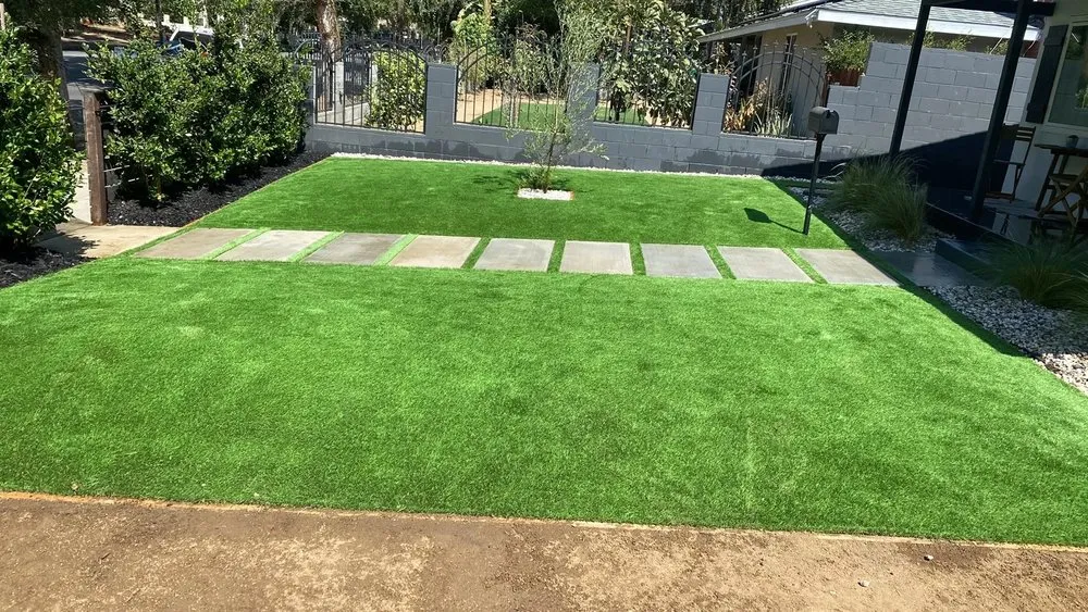 Expert yard maintenance for residential properties across Los Angeles, CA - Carlos and Javier González Landscaping And Gardening