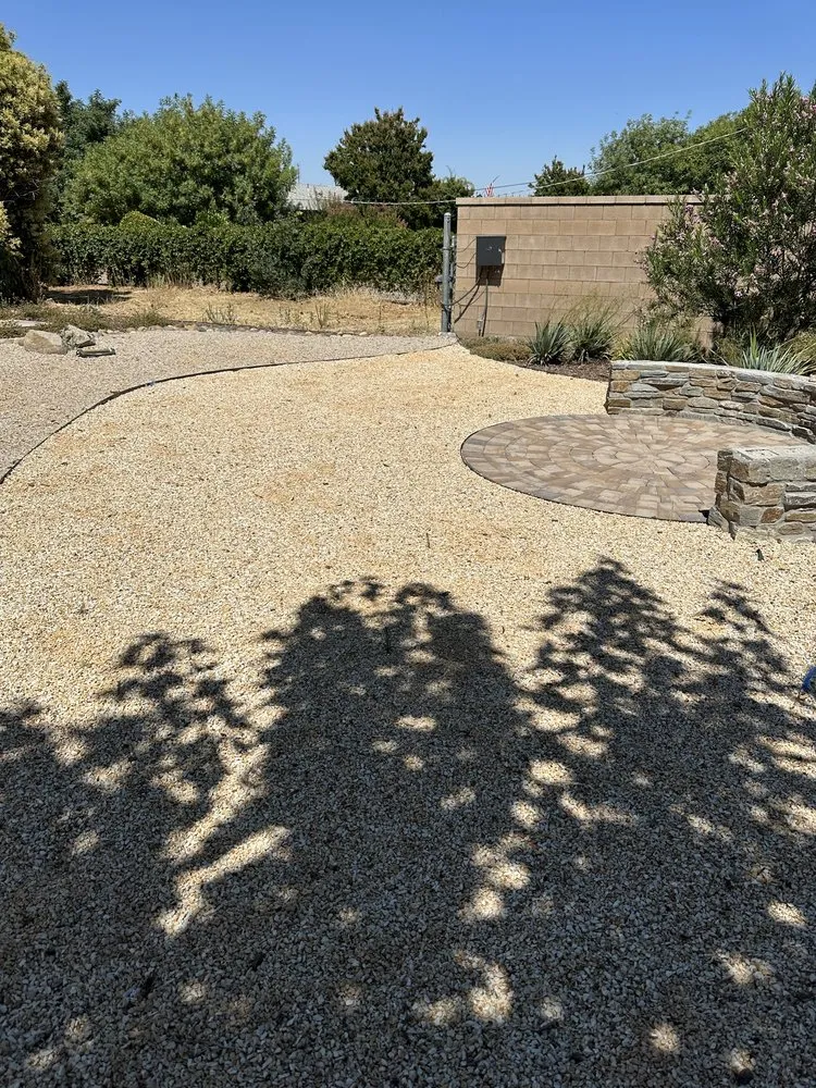 Affordable lawn care service in Fresno, CA by Carlos Garcia Yard Services