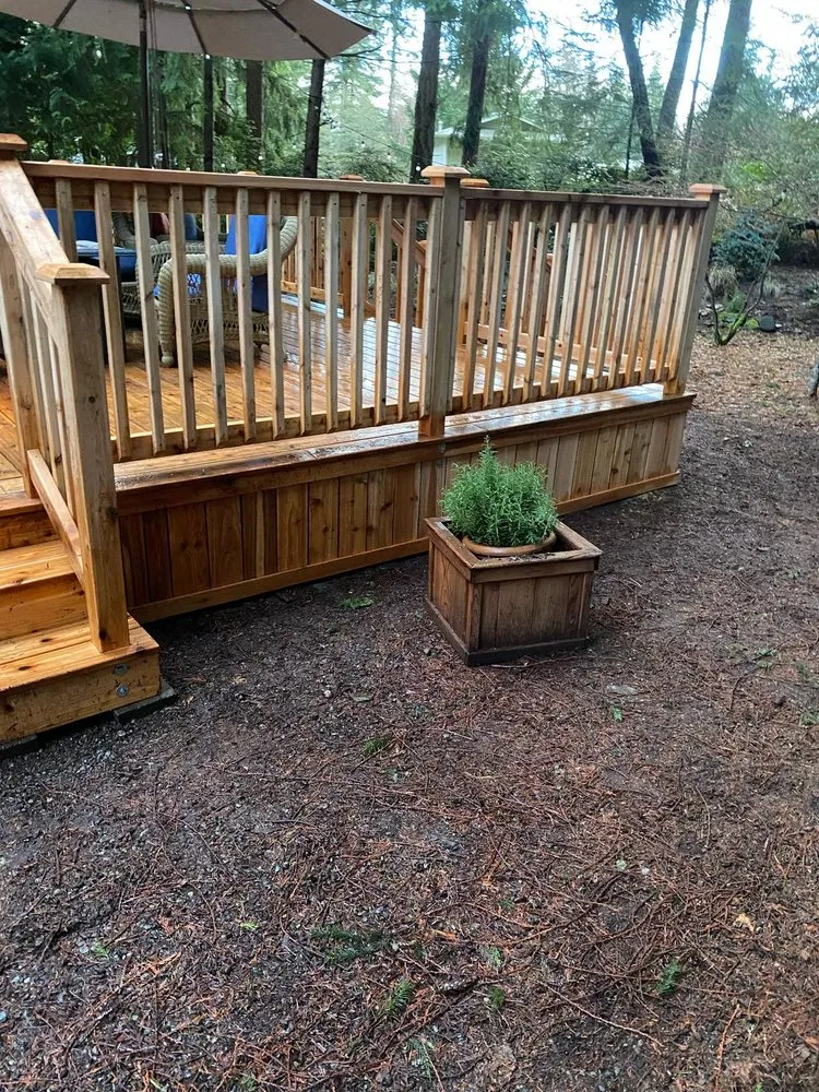 Local lawn care service in Bremerton, WA by Carlos Landascaping