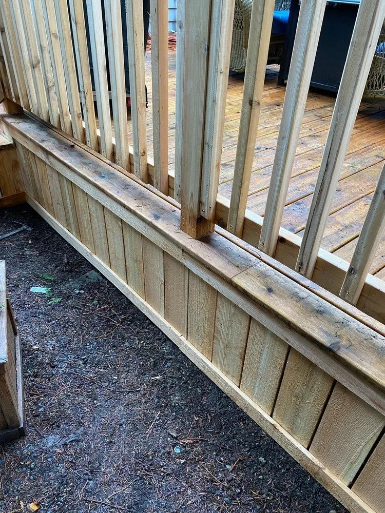 Professional lawn mowing service experts serving Bremerton, WA - Carlos Landascaping