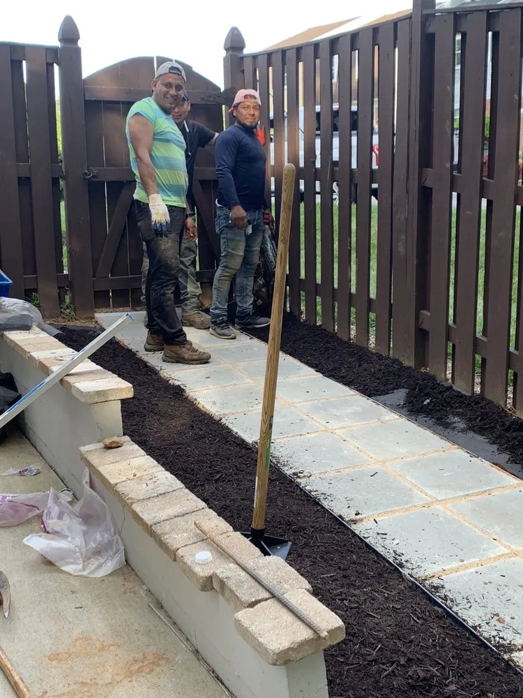 Top-rated yard maintenance near you in Alexandria, VA by Carlos Landscaping