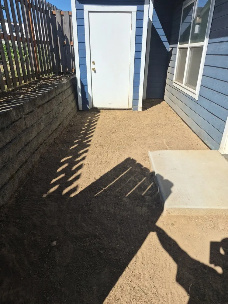 Affordable lawn care service near you across Portland, OR - Carlos Landscaping