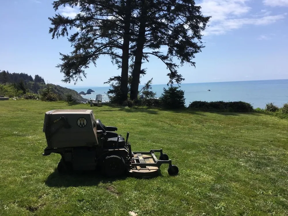 Reliable lawn care service for residential properties across Yakima, WA - Carlos Reforestation