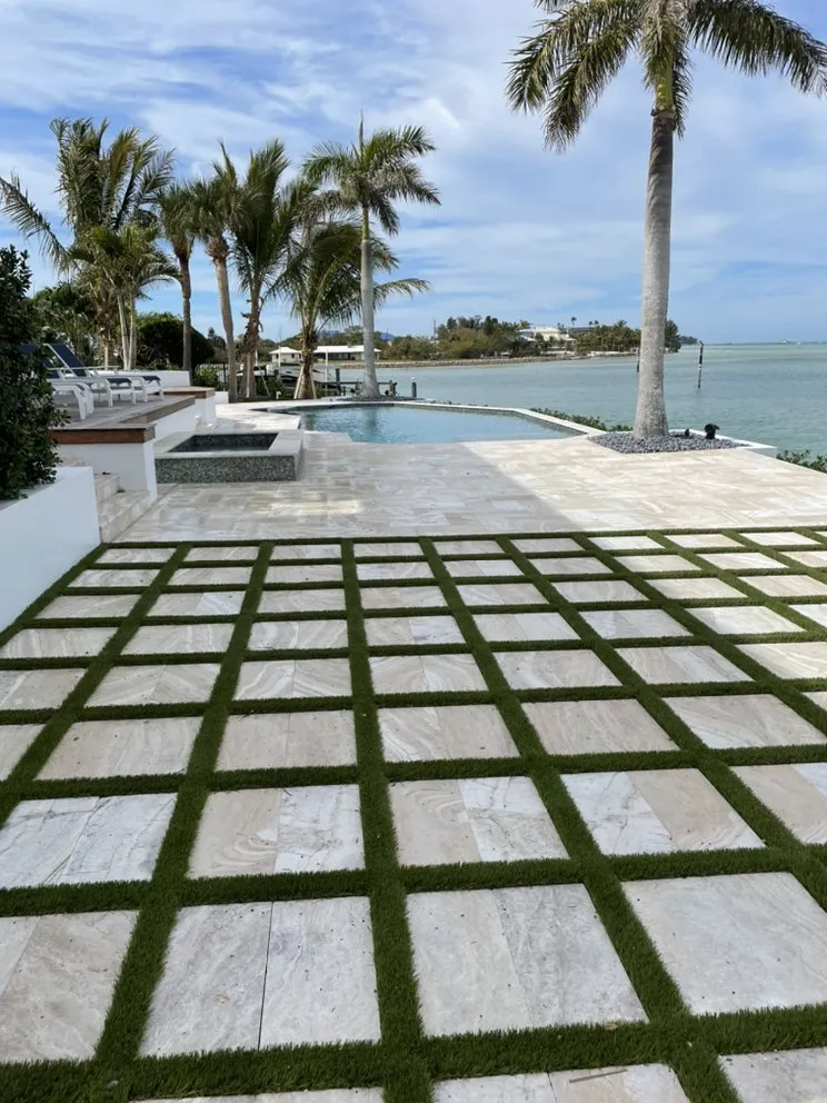 Top-rated outdoor landscaping experts serving Bradenton, FL - Carlos Reyes Lawn Service