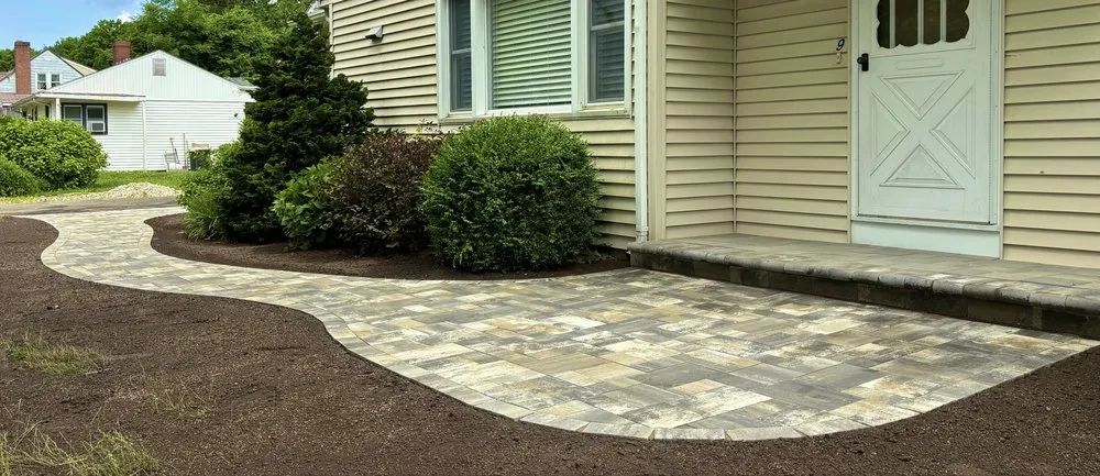 Custom residential landscaping for homes in Bolton, CT by Carlson Crafted