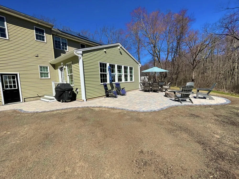 Affordable garden landscaping for homes in Bolton, CT by Carlson Crafted