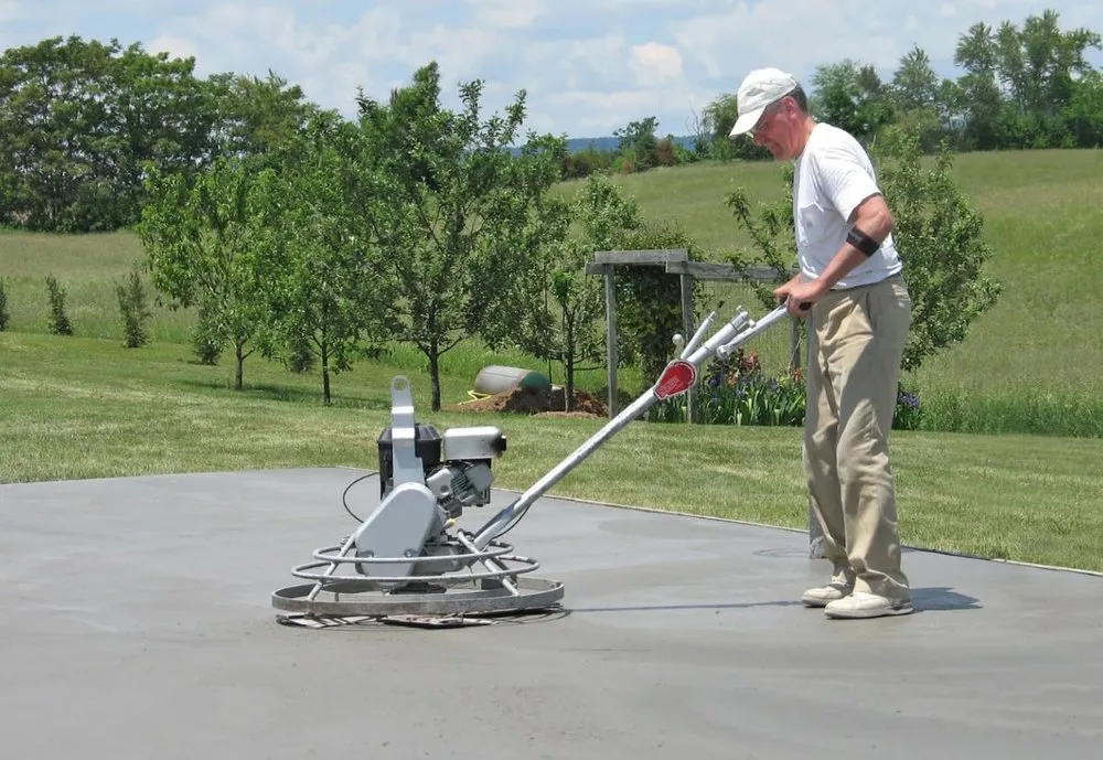 Affordable lawn mowing service experts serving Oxford, GA - Carlton Wright Concrete And Landscaping