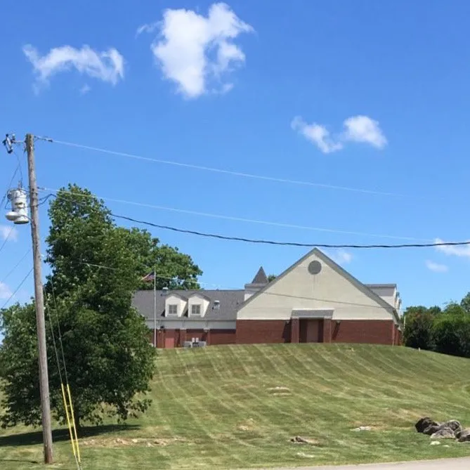 Expert garden landscaping experts serving Knoxville, TN - Carmichael’s Lawn Care