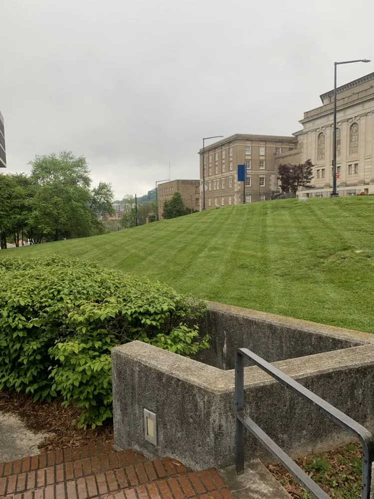 Top-rated garden landscaping for residential properties in Knoxville, TN by Carmichael’s Lawn Care