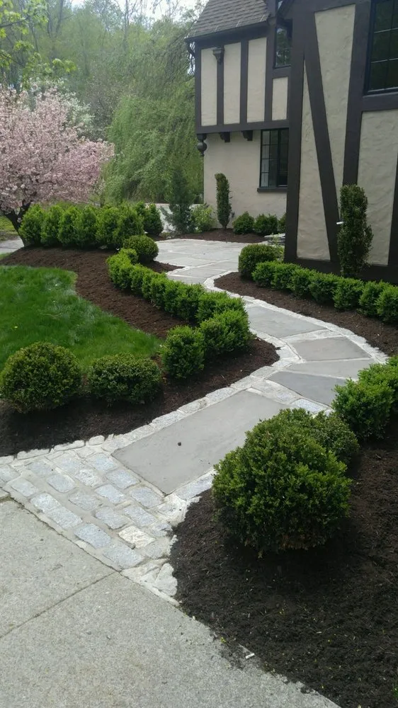 Custom landscaping services in Poughkeepsie, NY - Carmines Lawn and Landscaping