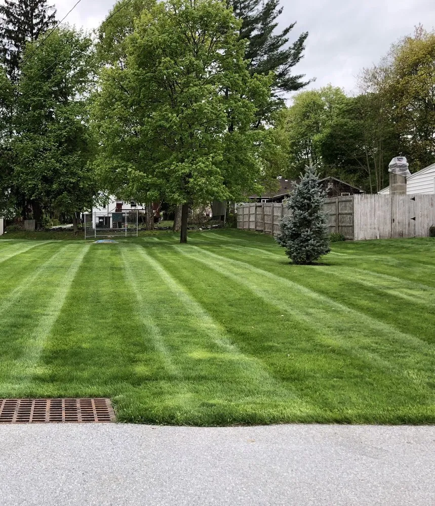 Reliable garden landscaping near you in Poughkeepsie, NY by Carmines Lawn and Landscaping