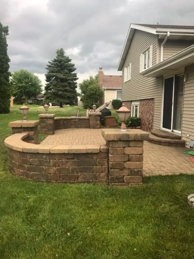 Trusted yard cleanup service in Joliet, IL - Carmona's Landscaping