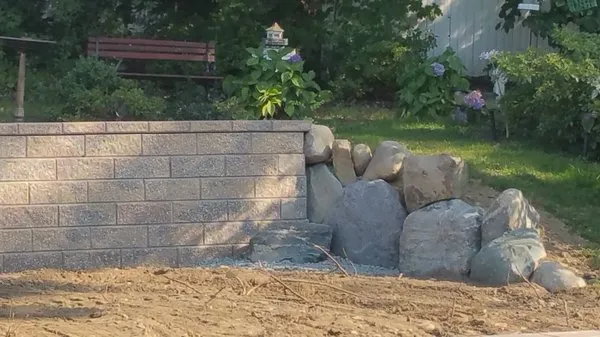 Carner's Landscaping Logo