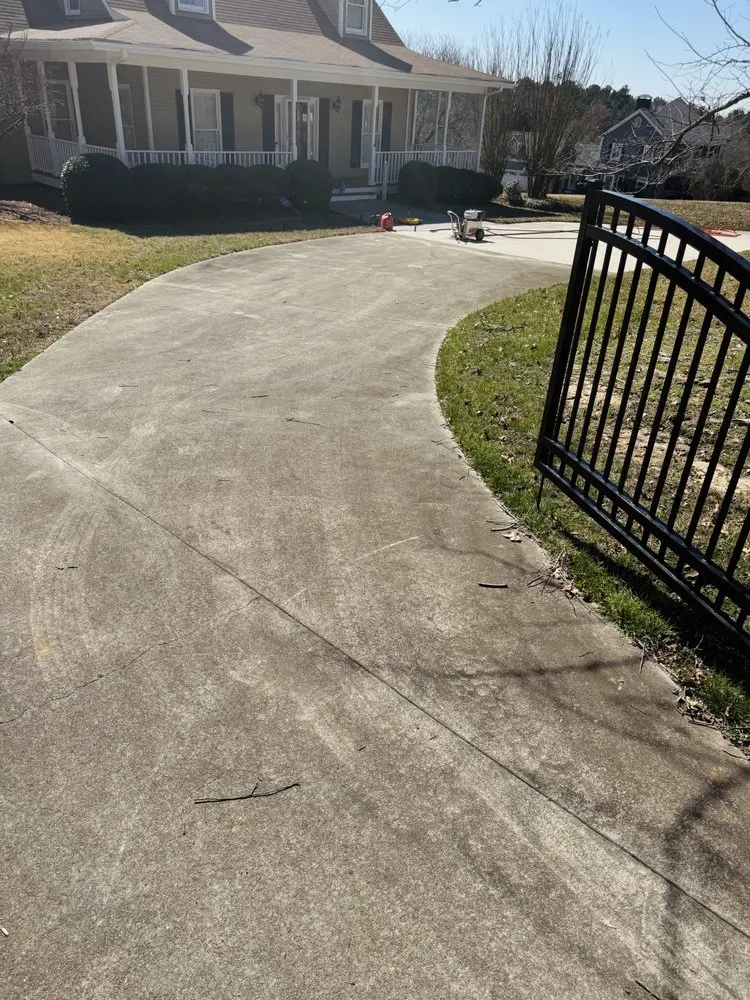 Reliable outdoor landscaping for year-round maintenance in Snellville, GA by Carnes Landscaping