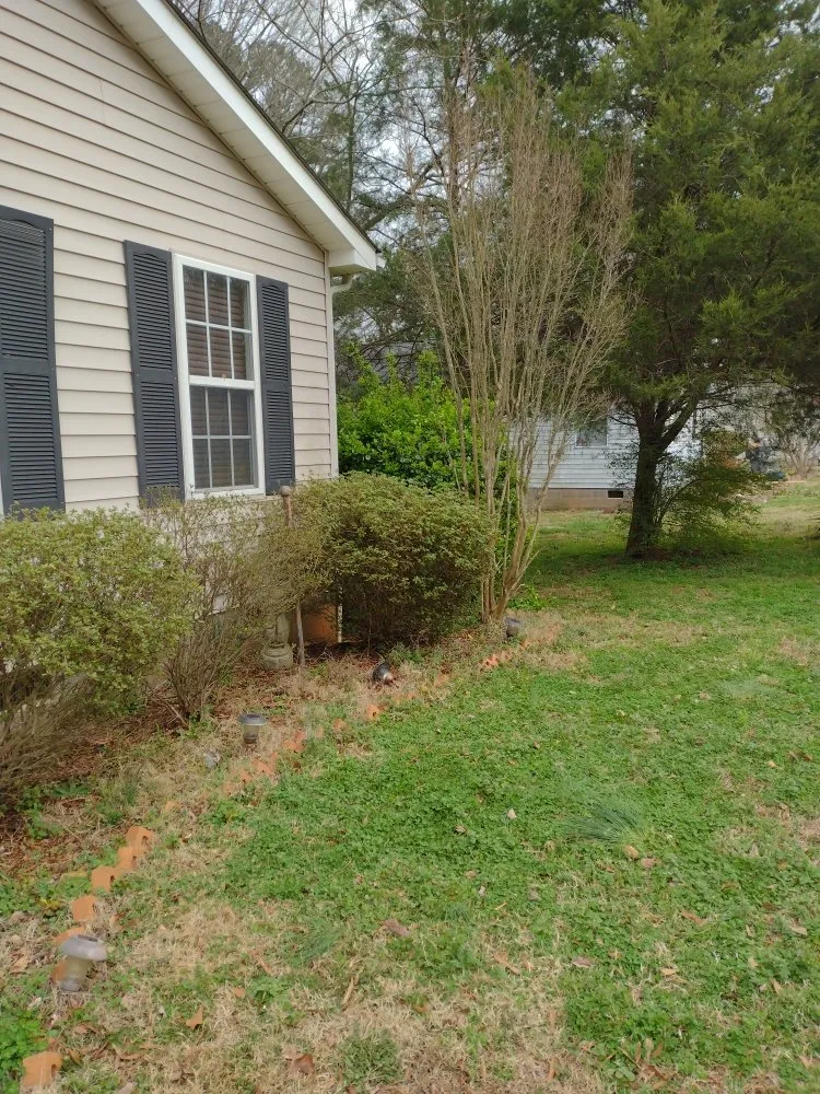 Affordable landscaping services experts serving Clover, SC - Carolina Construction Cleaning