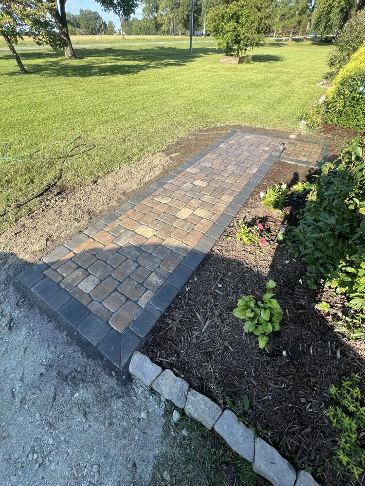Reliable yard maintenance experts serving Fuquay-Varina, NC - Carolina Garden Gate