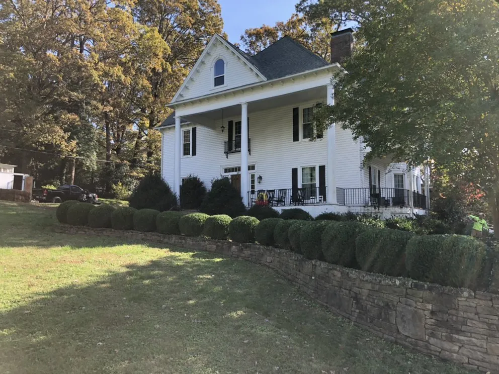 Top-rated lawn care service in Valdese, NC - Carolina Grass Guys