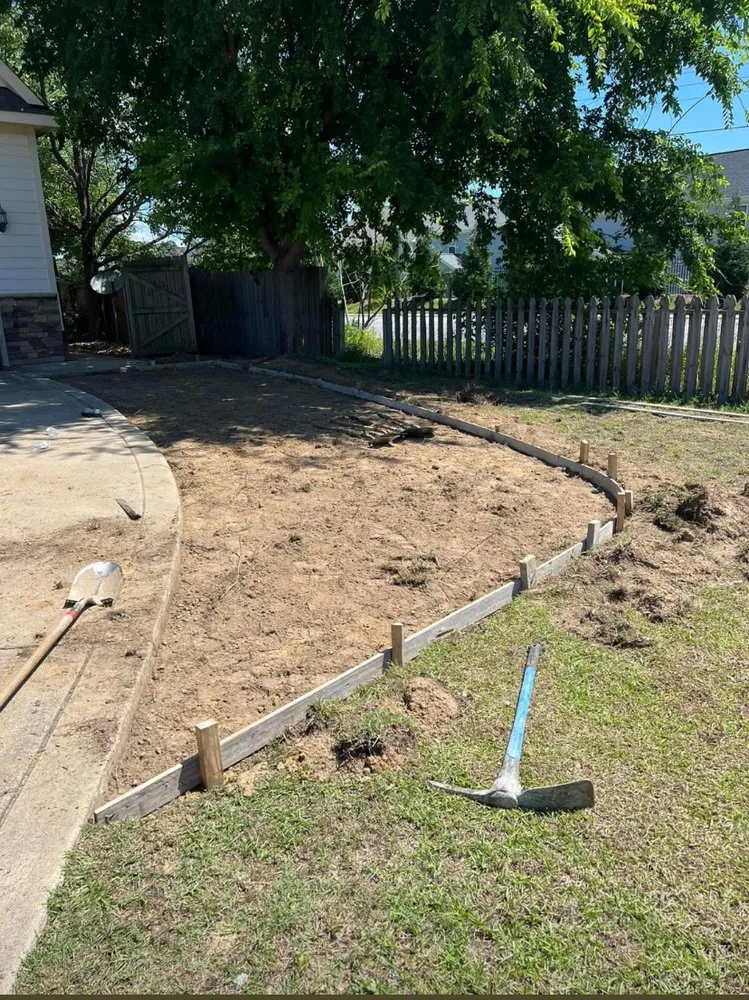 Expert garden landscaping experts serving Fayetteville, NC - Carolina landscap hard scape concrete