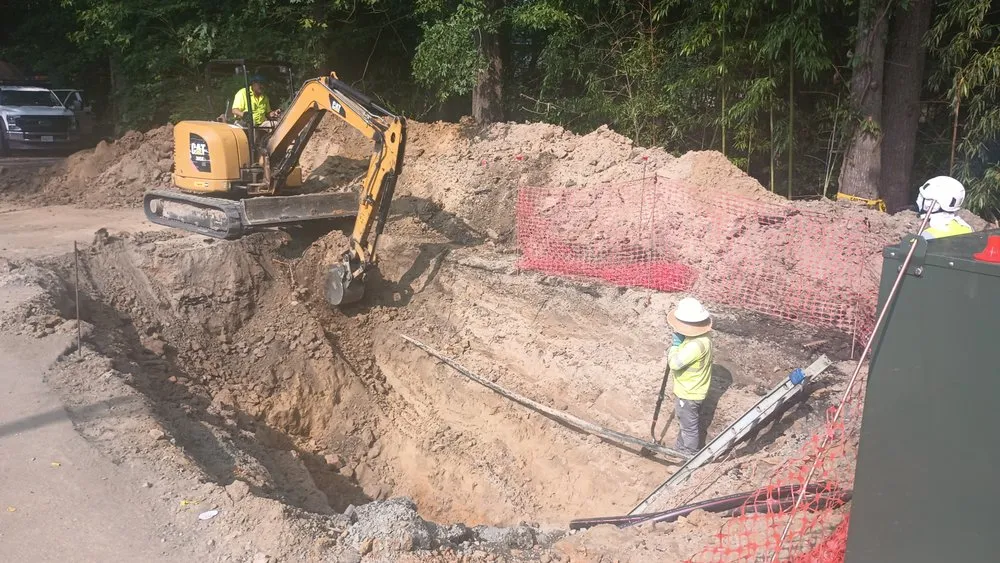 Professional lawn mowing service experts serving Moyock, NC - Carolina lawn and trench