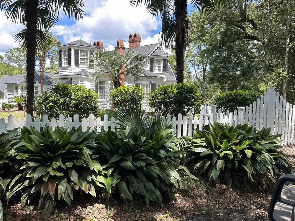 Top-rated lawn mowing service in Summerville, SC by Carolina Quality Landscape Contractors