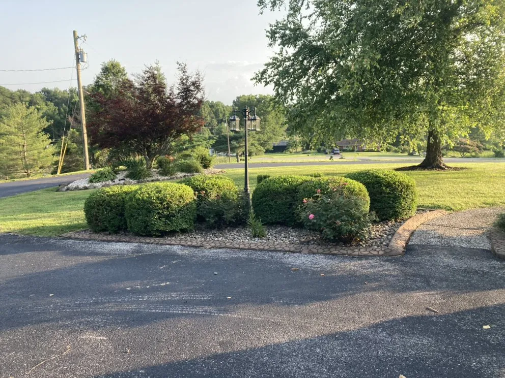 Reliable lawn care service in Corbin, KY - Carpenters Landscaping