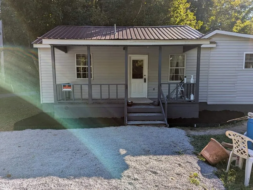 Trusted yard maintenance experts serving Pigeon Forge, TN - Carper's Yard Cutters