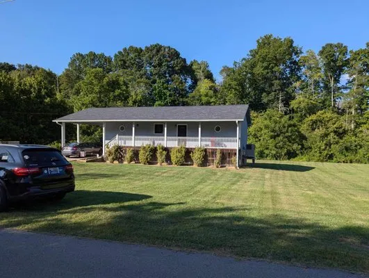 Carper's Yard Cutters Logo