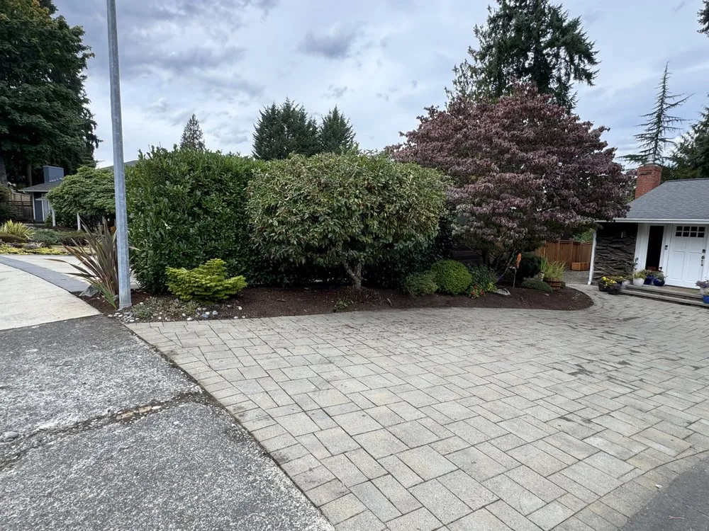 Local residential landscaping in Monroe, WA - Carranza