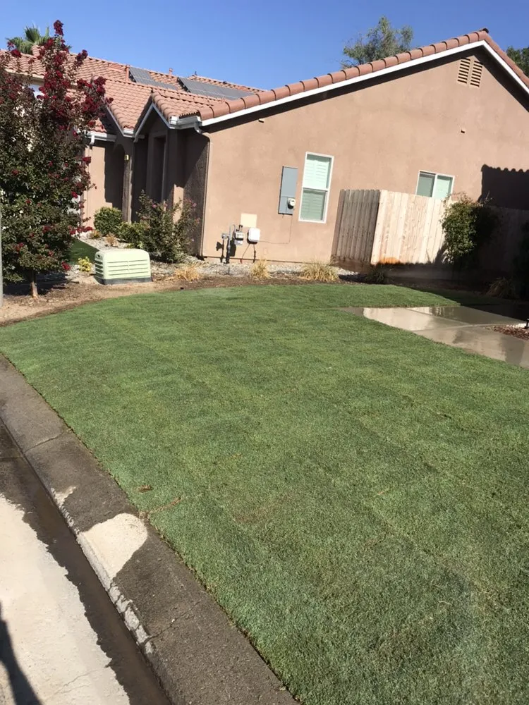 Professional outdoor landscaping for residential properties in Hanford, CA by Carrillos Gardening Service